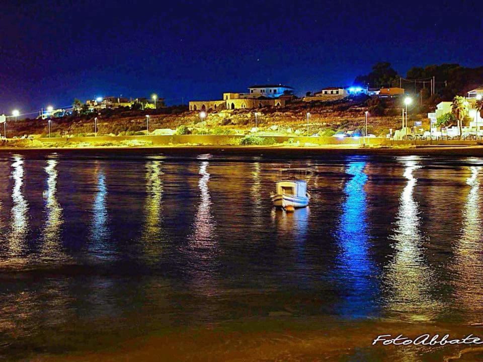 הוילה A Pozzallo Vicino Al Mare מראה חיצוני תמונה