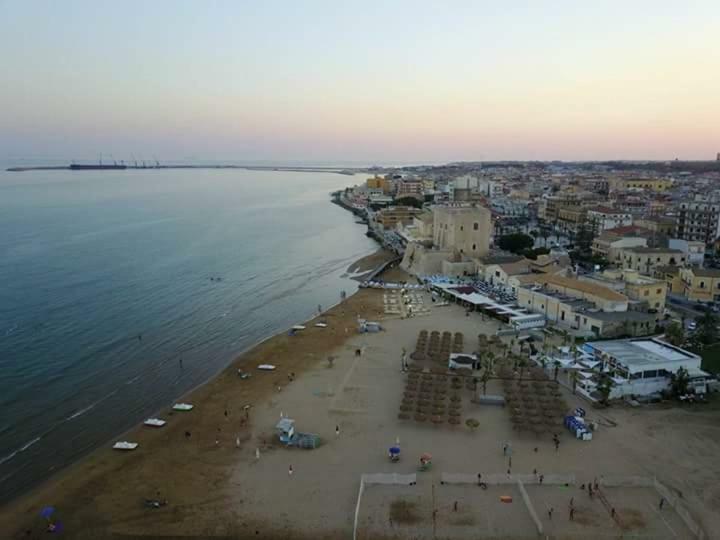 הוילה A Pozzallo Vicino Al Mare מראה חיצוני תמונה